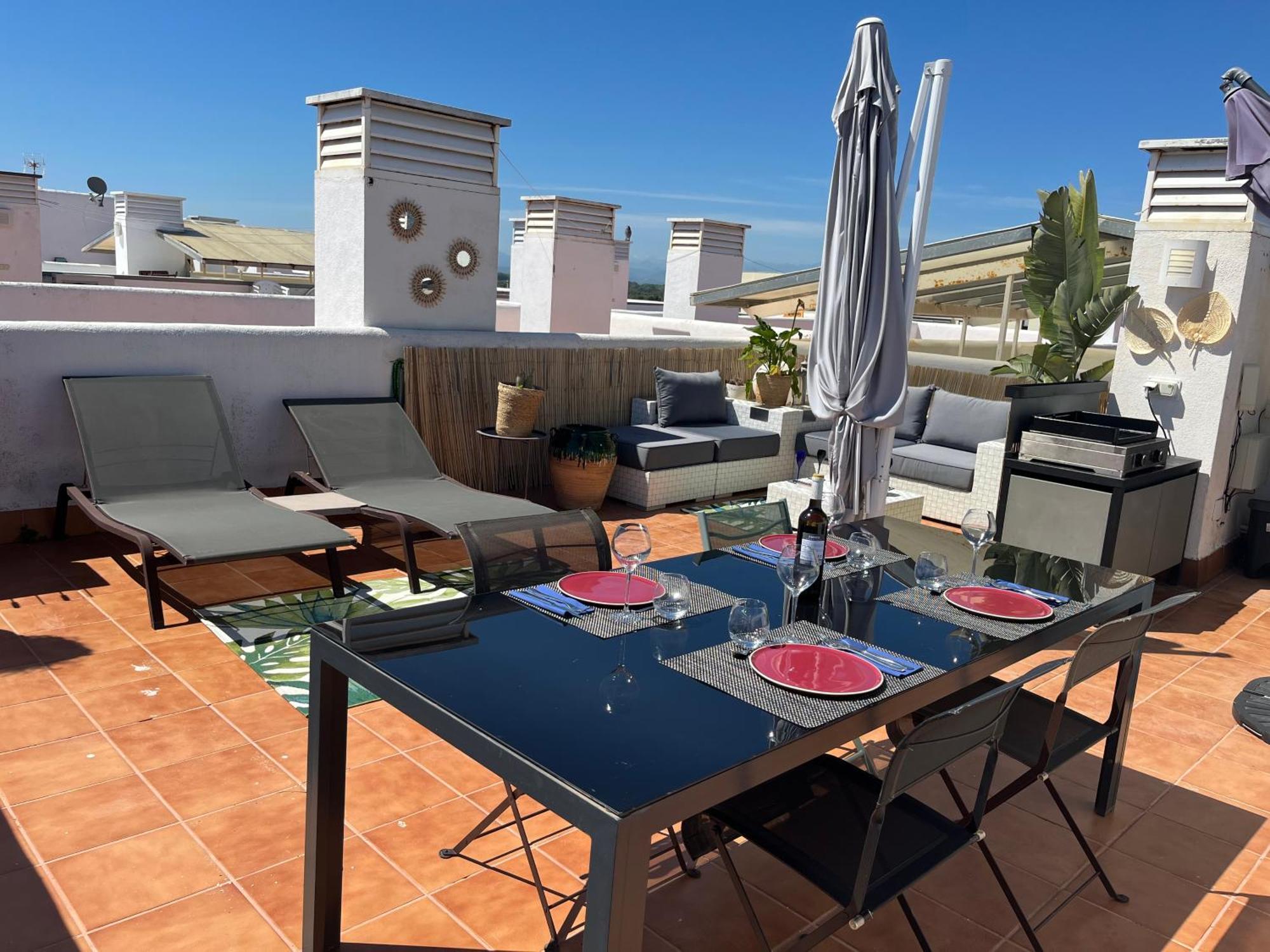 Appartement Avec Terrasse Sur Le Toit Vue Mer Roses Zewnętrze zdjęcie